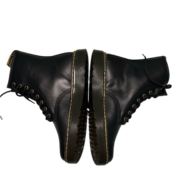 Dr. Martens Zavala Air Wair Black Boots AW004 Women's Size 8 - Picture 3 of 10